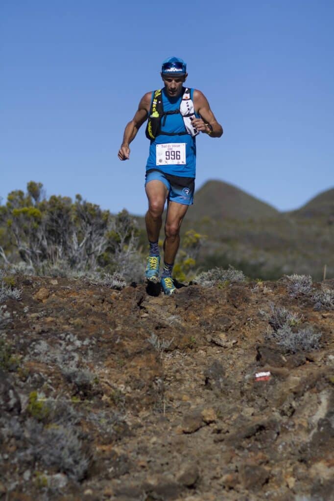 Traileur pendant une course d'ultra distance