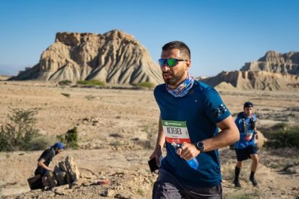 Corredor de resistencia durante el Marathon des Sables