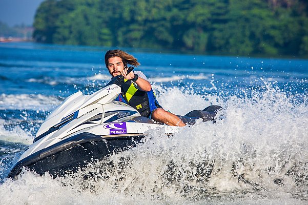 assurer jet ski