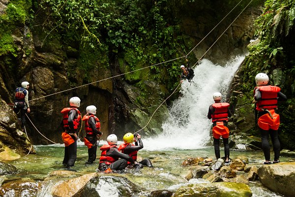 assurance canyoning