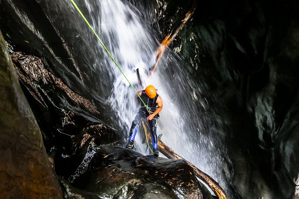 assurance pour faire du canyoning