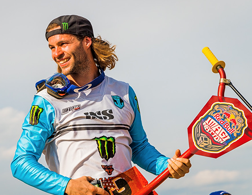 Assurance sport Approuvée par Julien Vanstippen Médaillé d’Or en catégorie Moto X Best Whip des X-Games 2022